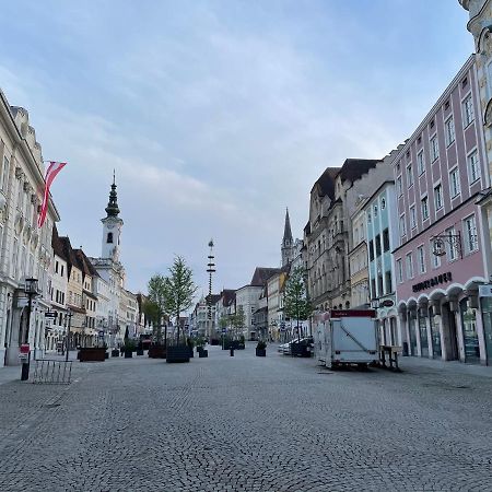 Lovely Flat In A Lovely City Steyr Bagian luar foto