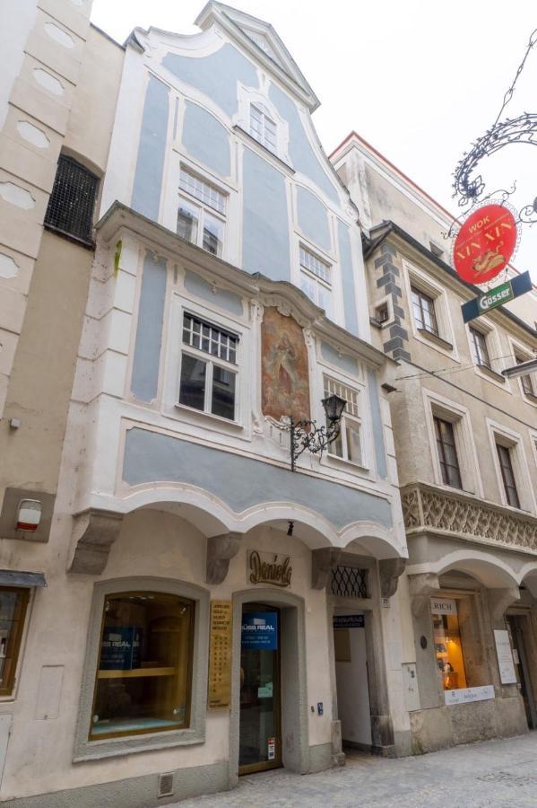 Lovely Flat In A Lovely City Steyr Bagian luar foto