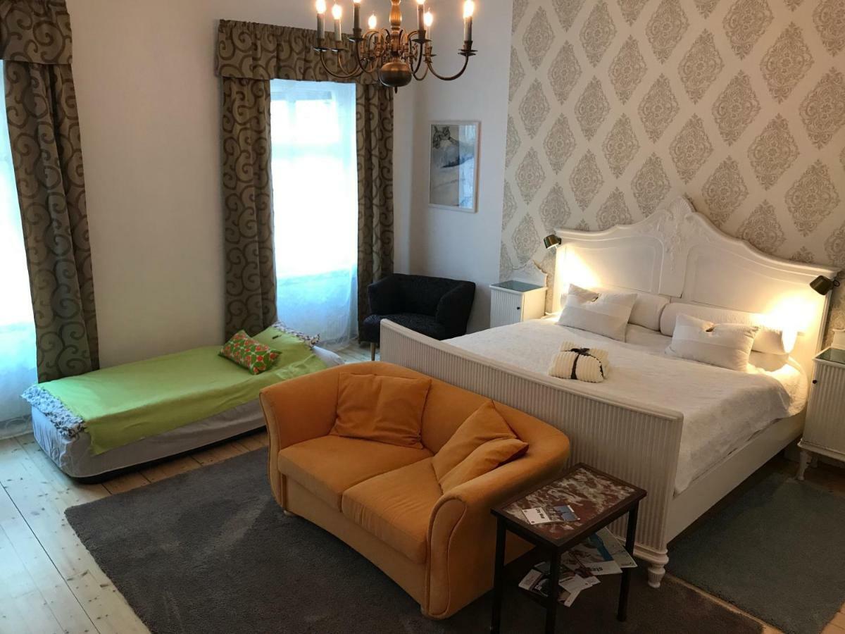 Lovely Flat In A Lovely City Steyr Bagian luar foto
